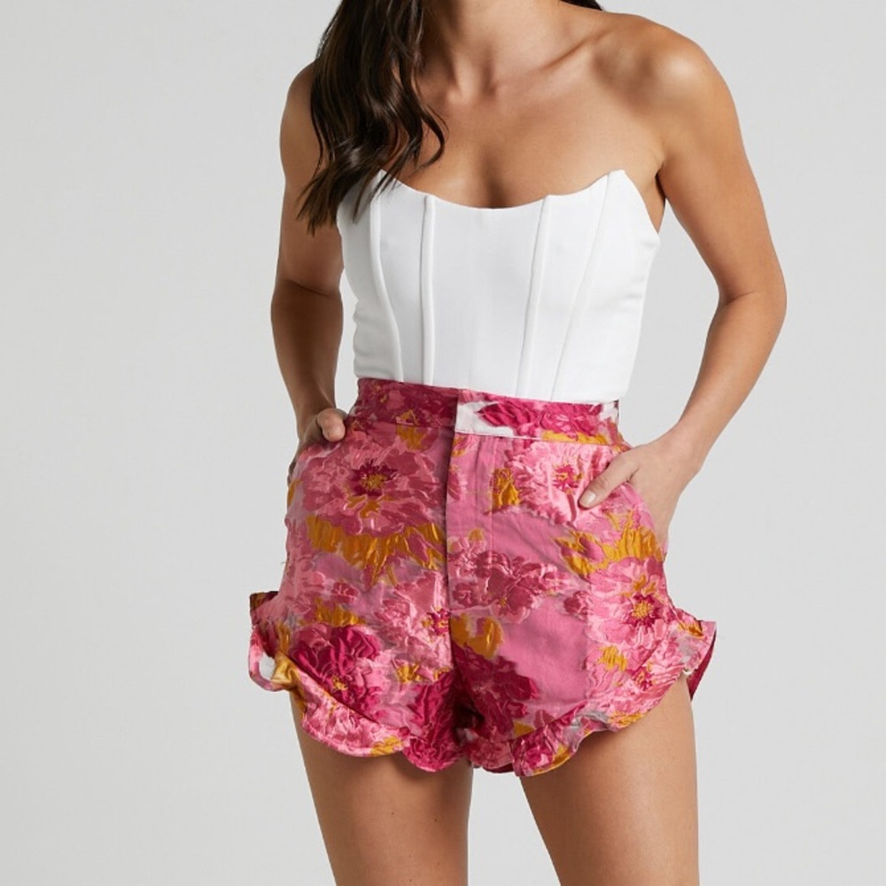 Showpo Jaquard Floral Pink Women's Shorts